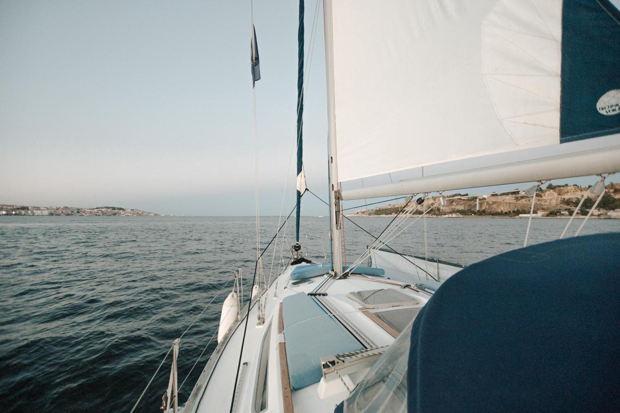 Stay In A Boat - Lisboa Buitenkant foto